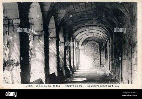 Meriel Abbaye Du Val Le Cloitre Stock Photo Alamy