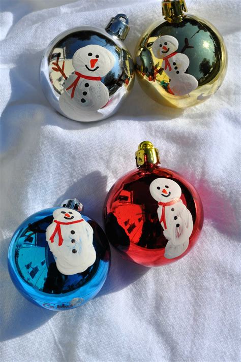 Homemade Christmas Ornaments Thumbprint Snowmen The
