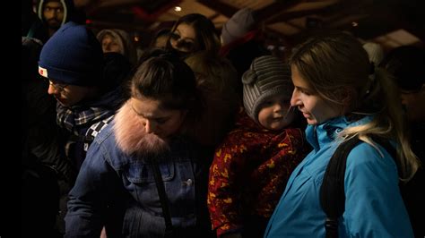 Ukrainians Escape To Neighboring Poland The New York Times