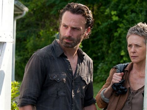 The walking dead staffel 10 alle folgen bitte ab folge 6. The Walking Dead: Recap zu Folge 4 "Im Zweifel" aus Staffel 4 | NETZWELT