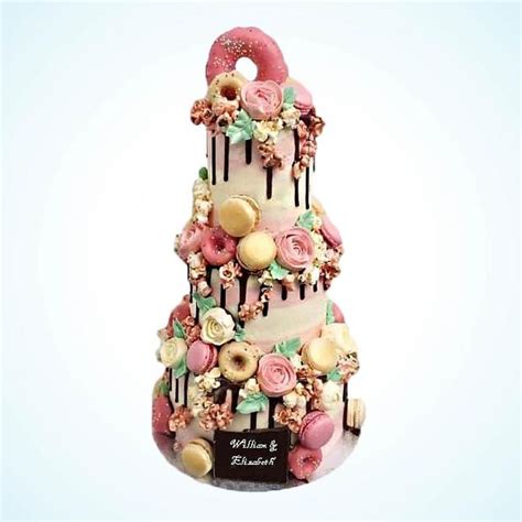 Designer Alice In Wonderland Cake Anges De Sucre Pink Wedding Cake
