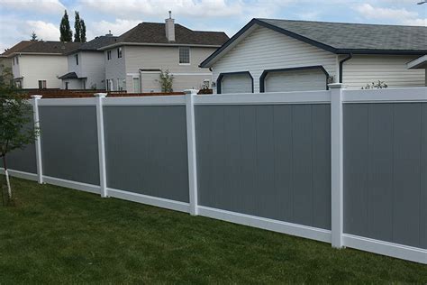 Vinyl Fence Installation In Ottawa Commence Fence