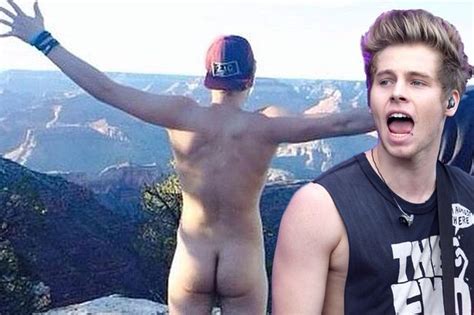 Sos S Luke Hemmings Posts Naked Snap On Twitter Before Quickly Deleting It Mirror Online