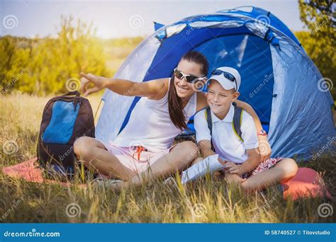 mom and son go camping campingvb