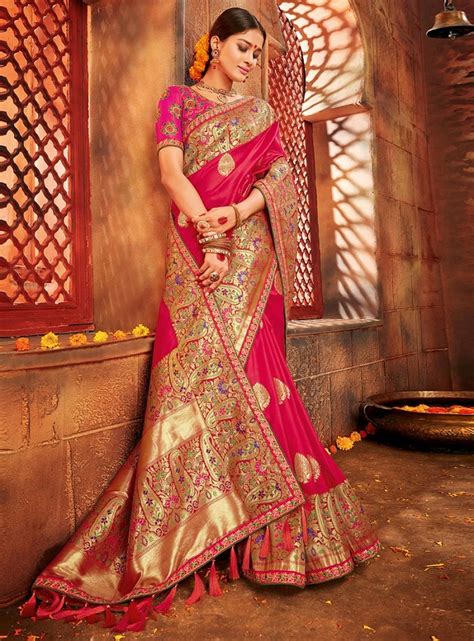51 Scintillating Banarasi Sarees For Wedding To Take Your Bridal