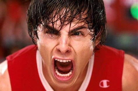 Zac efron has the internet talking, but not in a good way. 27 Times Zac Efron Embarrassed Himself In The "High School ...