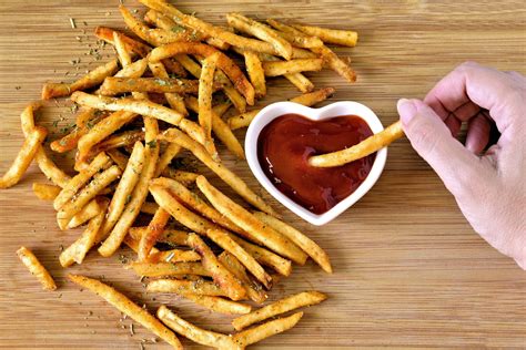 How Do Restaurants Make French Fries so Crispy?