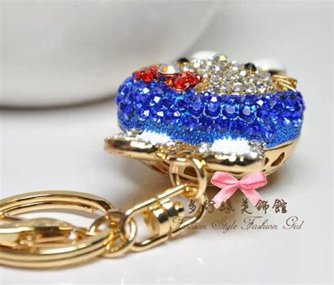 Kawaii Paradise Hello Kitty Crystal Studded Keychain Handbag Charm