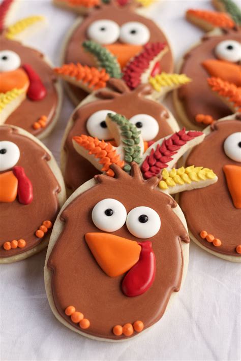 How To Make 10 Simple Turkey Cookies With Fun Cutters The Bearfoot Baker