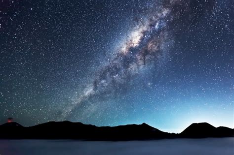 Beyond The Milky Way Astronomers Peek In Hidden Galaxies Thetrendler