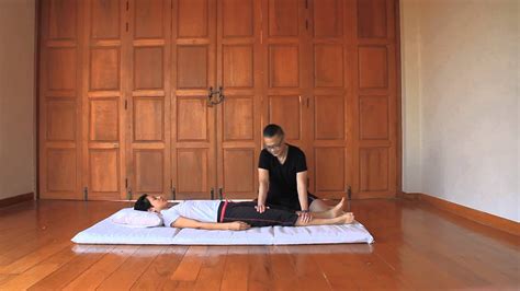 Sen Lines On Legs Reviewing Thai Massage Techniques With Kam Thye Chow Youtube