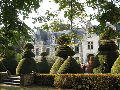 Les Jardins Du Château Du Pin Mairie De Champtoce Sur Loire