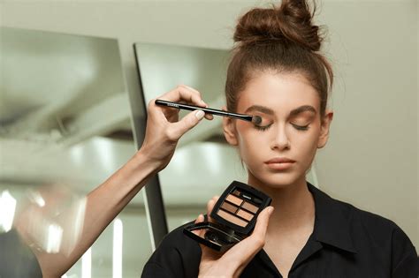 Chanel · Fallwinter 2018 19 Ready To Wear Beauty Edit Ommorphia