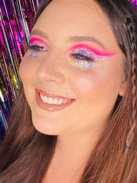 Aprender Sobre 58 Imagem Maquiagem Para O Carnaval Rosa Br