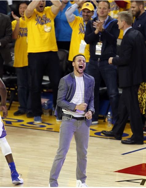 Pin By Diane Selb On Golden State Warriors Stephen Curry Pictures