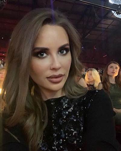 Диета михалковой юлии Юлия Михалкова покинула «Уральские пельмени» и переехала в Москву Юлия Михалкова покинула «Уральские пельмени» и переехала в Москву Диета михалковой юлии