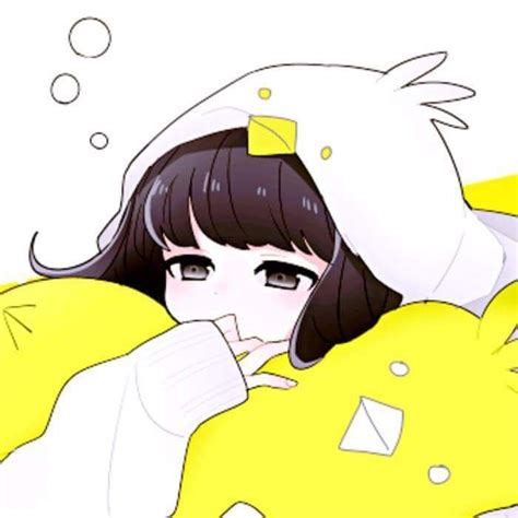 Yellow Anime Girl Pfp