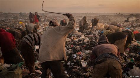 Bbc News In Pictures Life On Kenyas Dandora Dump Near Nairobi