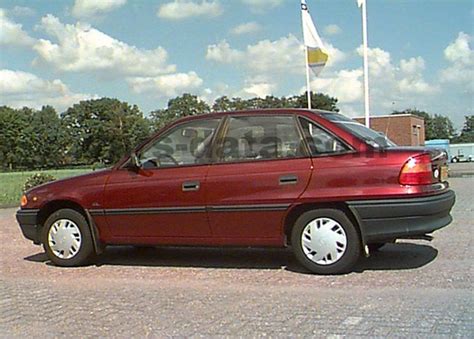 Opel Astra 1992 Pictures 4 Of 7 Cars