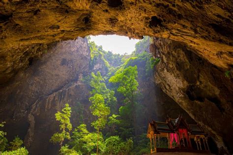 Najpiękniejsze Jaskinie świata Turystykaplportalpl