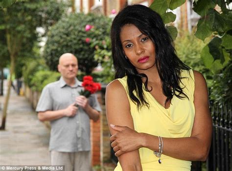 Model Erica Valentine Terrified Of Kissing And Hugging Daily Mail Online