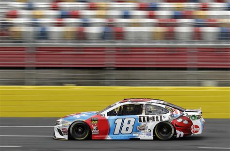 Kyle Busch Captures Pole At Charlotte Kevin Harvick Starts Last The