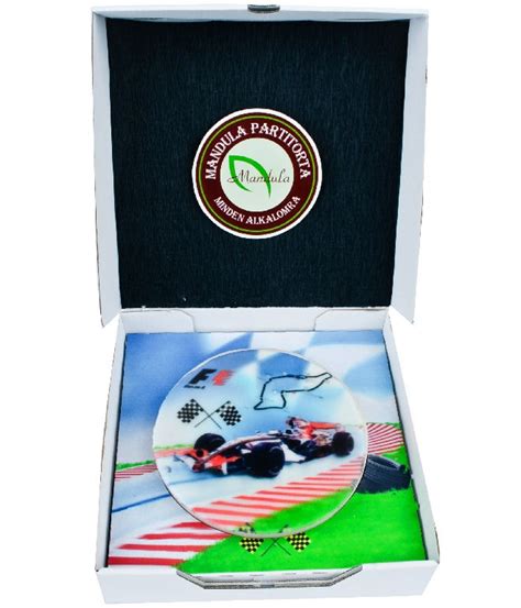 A papírral együtt emeljük a torta fölé úgy, hogy a papír nézzen fölfelé. Tortarendelés | Klasszikus, parti- és smilebox torták