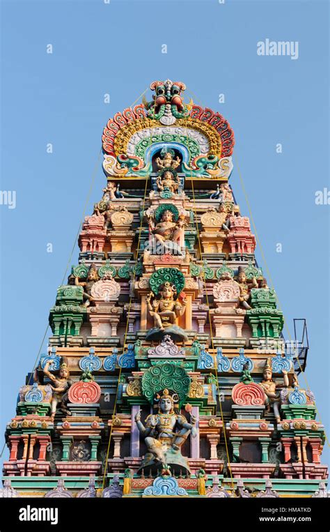 North India Hindu Temple Hi Res Stock Photography And Images Alamy