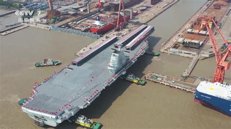 China Lança Ao Mar O Fujian Seu Terceiro Porta Aviões Poder Naval