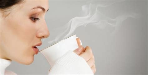 5 Reasons To Drink Warm Water In The Mornings Trainer