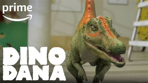 Dana conducts dino experiment 608: Dino Dana Season 1 - Spinosaurus | Amazon Kids - YouTube