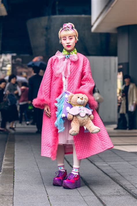 the best street style from tokyo fashion week spring 2020 harajuku fashion street tokyo