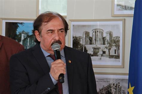 Maybe you would like to learn more about one of these? Nicolae Botgros a fost diagnosticat cu COVID-19 și ...