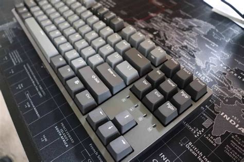 Check spelling or type a new query. Razer Huntsman TE Review: Made to Improve Gameplay ...
