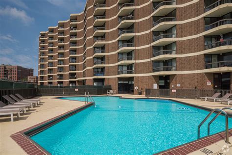 There are 20 low income housing apartment communities offering 2,249 affordable apartments for rent in indio, california. 1 Bedroom Low Income Apartments for Rent in Chicago IL ...