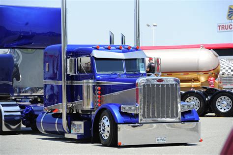 Superrigs Starts Thursday Bws7673 Overdrive Custom Trucks Big