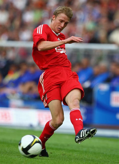 Bolton defender Stephen Darby announces retirement after being