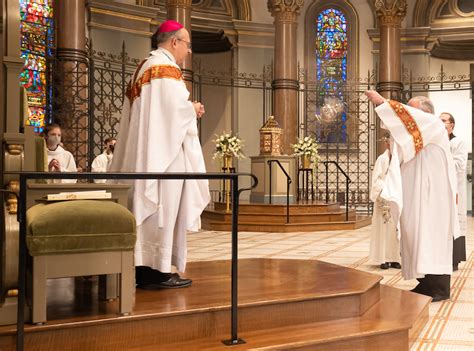 Cathedral Celebrates Blessing Of New Tabernacle Biweekly Newspaper