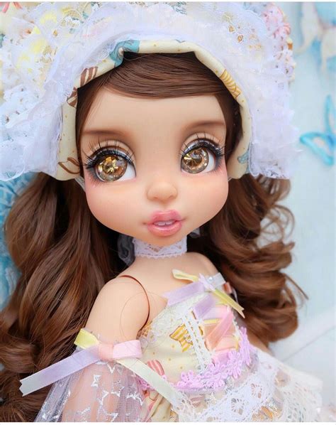 ปักพินโดย Lilly Issa ใน ตุ๊กตา ตุ๊กตา