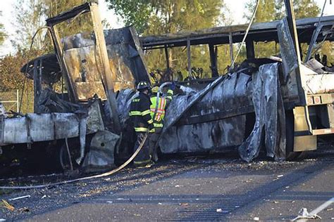 The driver of a fedex truck was killed saturday morning when it crashed through a guardrail on the interstate 345 overpass in downtown dallas and plunged to cesar chavez boulevard. Couple says truck was on fire before deadly California bus crash