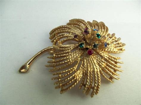 Vintage Sarah Coventry Gold Tone 1960s Celestial Spray Flower Pin
