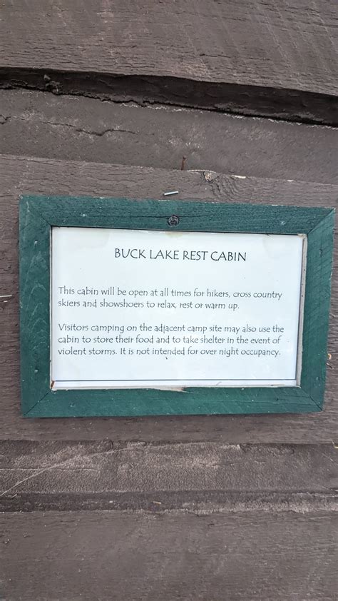 🤠 on twitter i found a cabin on my hike that surely we can have sex in