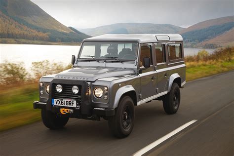 Land Rover Defender 110 Specs And Photos 2012 2013 2014 2015 2016