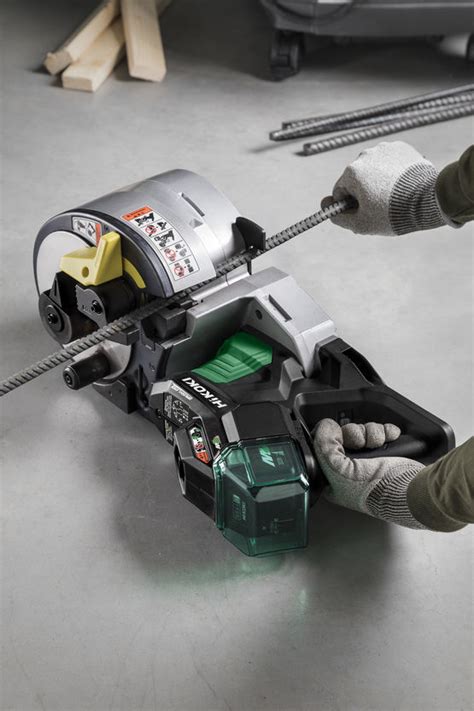 Réalisez tous vos travaux et aménagement en visitant le rayon construction. Machine sans fil pour cintrage et coupe du fer à béton 36V ...