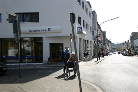 Kunden digital die bankgeschäfte erleichtern. Deutsche Bank - Die Lichtwerbefabrik GmbH - Wir lassen ...