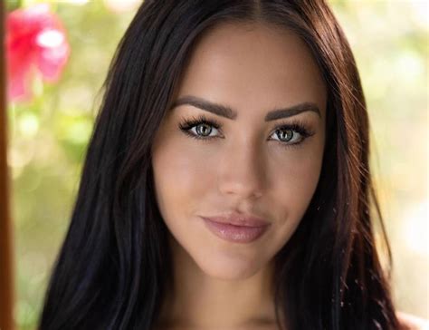 Alina Lopez Biography Wiki Age Height Photos Career More The Best