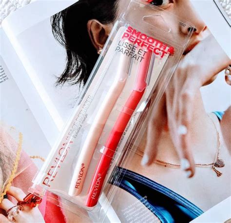 It was a bit of an ordeal, but the squeaky wheel gets the grease. How I Shave My Face To Remove Peach Fuzz With A Facial ...