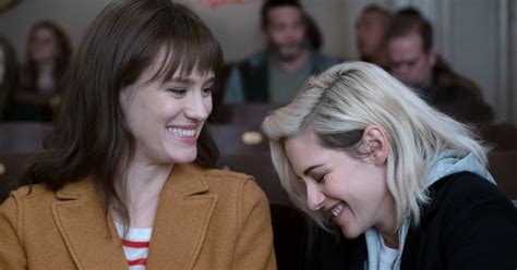 Watch The Trailer For Kristen Stewarts Lesbian Christmas Rom Com Happiest Season
