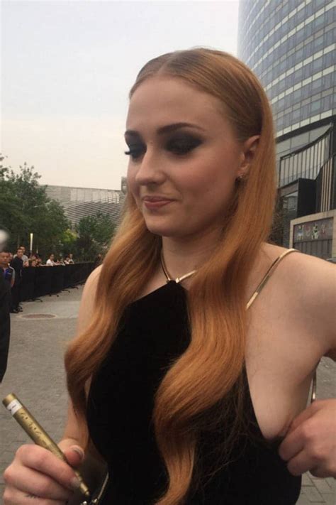 Sophie Turner Nude Sexy Leaked Pics Bio All Sorts Here