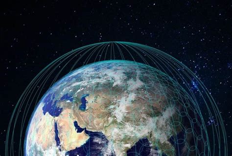 联邦通信委员会批准了亚马逊运营其柯伊伯低地球轨道卫星的请求，条件是它不会干扰之前批准的竞争对手企业